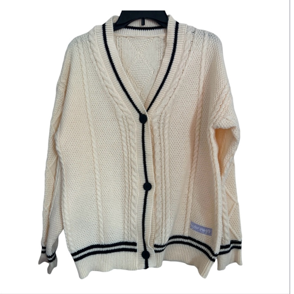 Taylor Swift Cream Textured Knit Cardigan